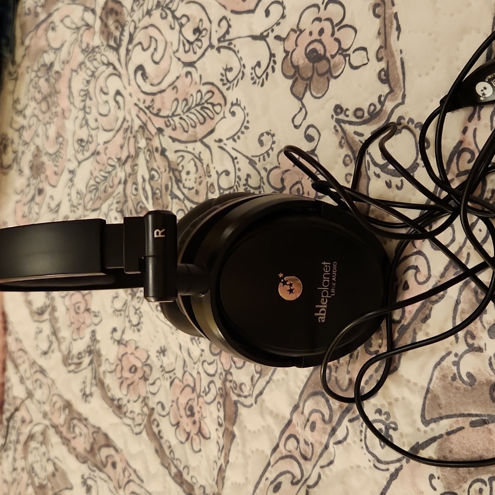 HEAD PHONES.